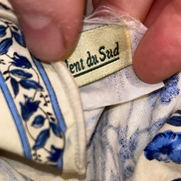 Vent du Sud French Provencal Blue white matellase cotton floral tableclo… - Picture 2 of 6